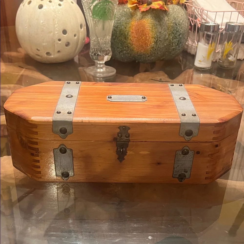 Vintage McGraw Jewelry Box